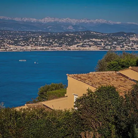 Horizon Bleu Vue Panoramique Sur Théoule-sur-Mer